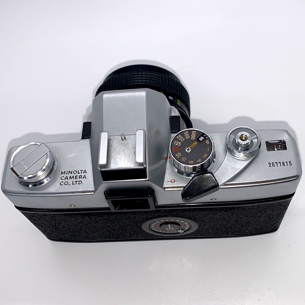Minolta SRT101 35mm SLR Film Camera with Chinar 28mm f/2.8 Lens - Picture 4 of 10